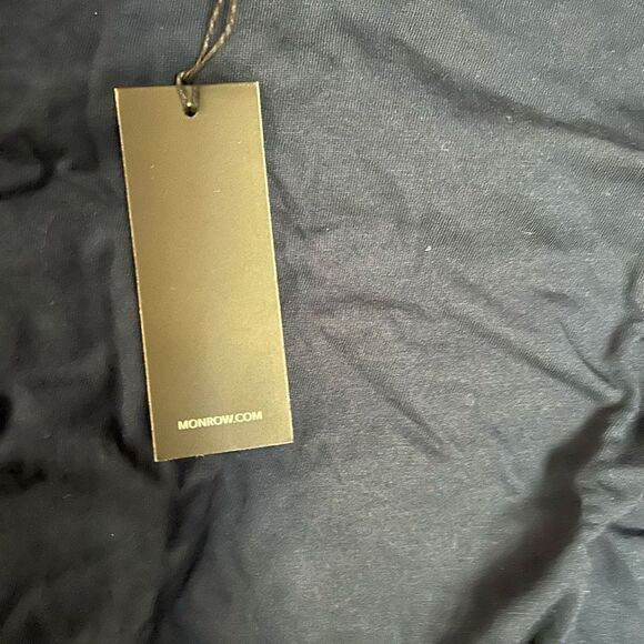 Monrow NWT mock neck shirred sleeve XS‎ - Picture 3 of 4